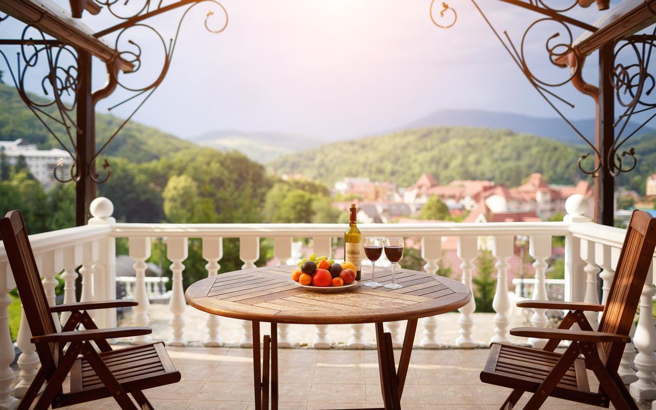 Pansionat Paradiz Hotel Polyana  Buitenkant foto