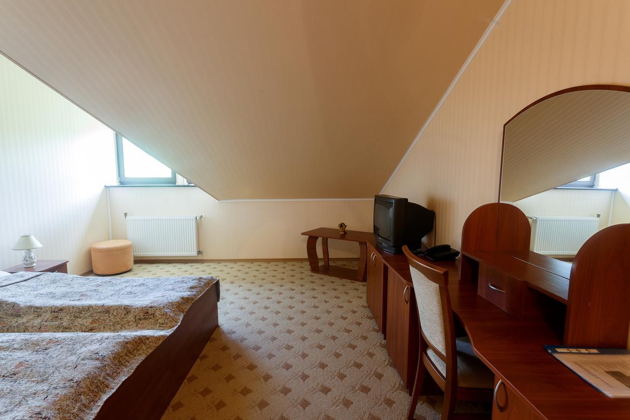 Pansionat Paradiz Hotel Polyana  Buitenkant foto